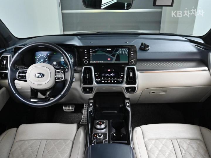 Kia Sorento Hybrid 1.6 HEV 4WD Signature 8