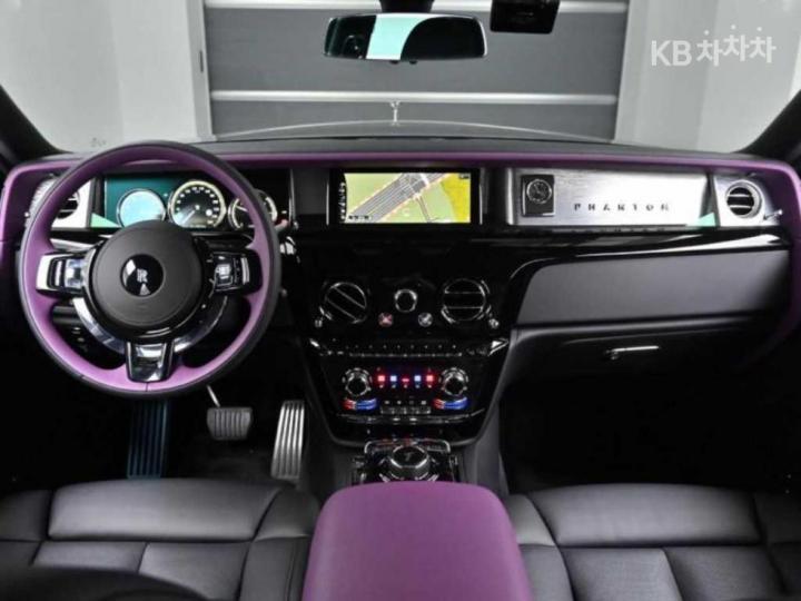 Rolls Royce Phantom 6.7 V12 EWB - фото 7