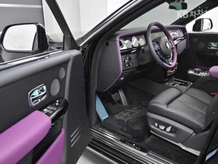 Rolls Royce Phantom 6.7 V12 EWB - фото 11