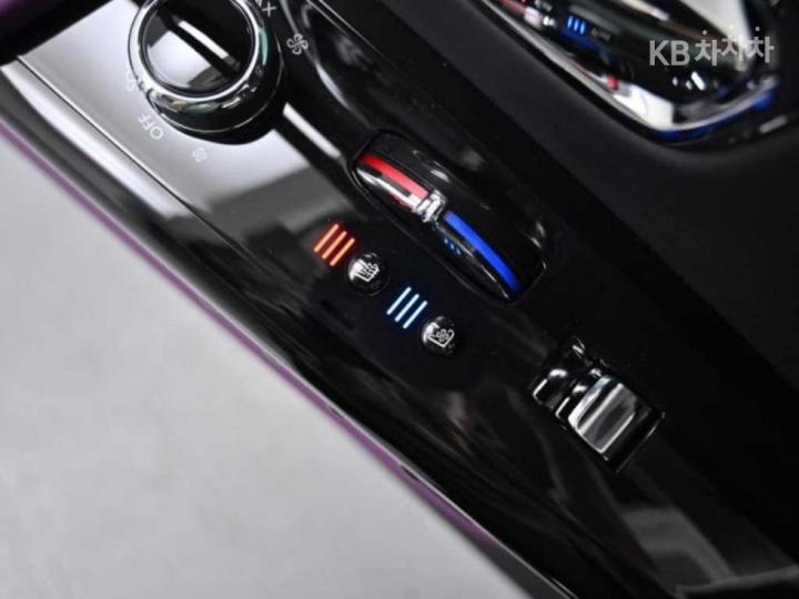 Rolls Royce Phantom 6.7 V12 EWB - фото 16