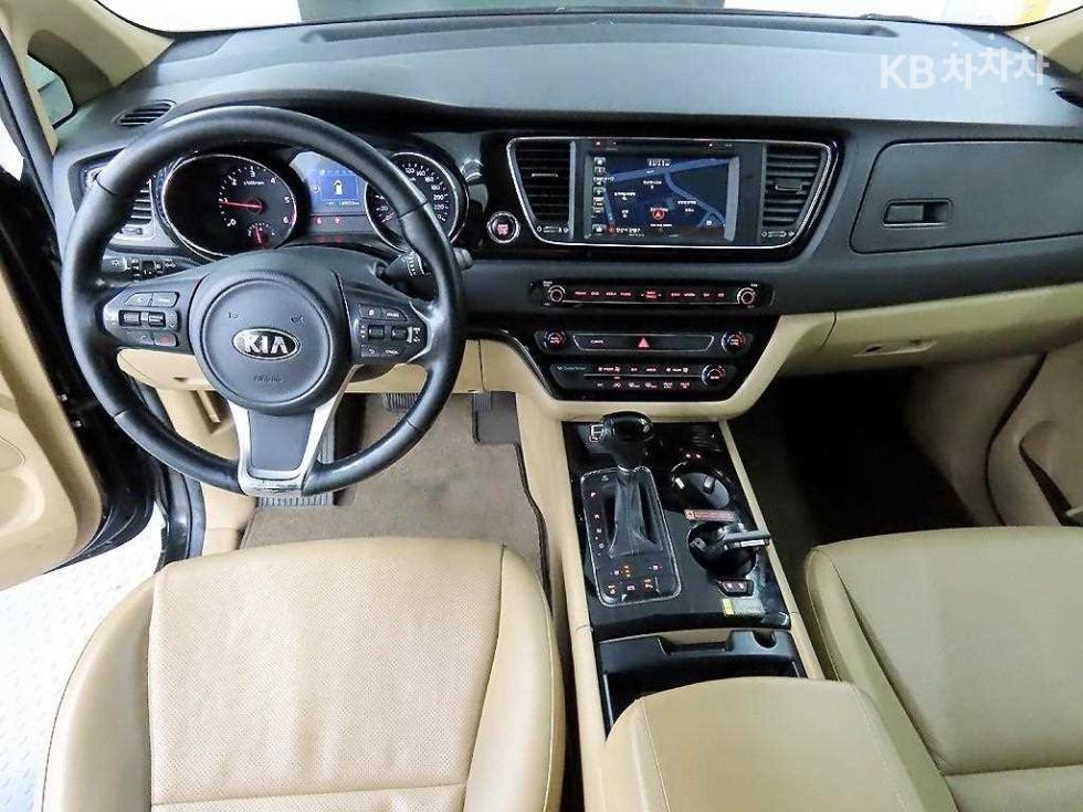 2016 - kia carnival