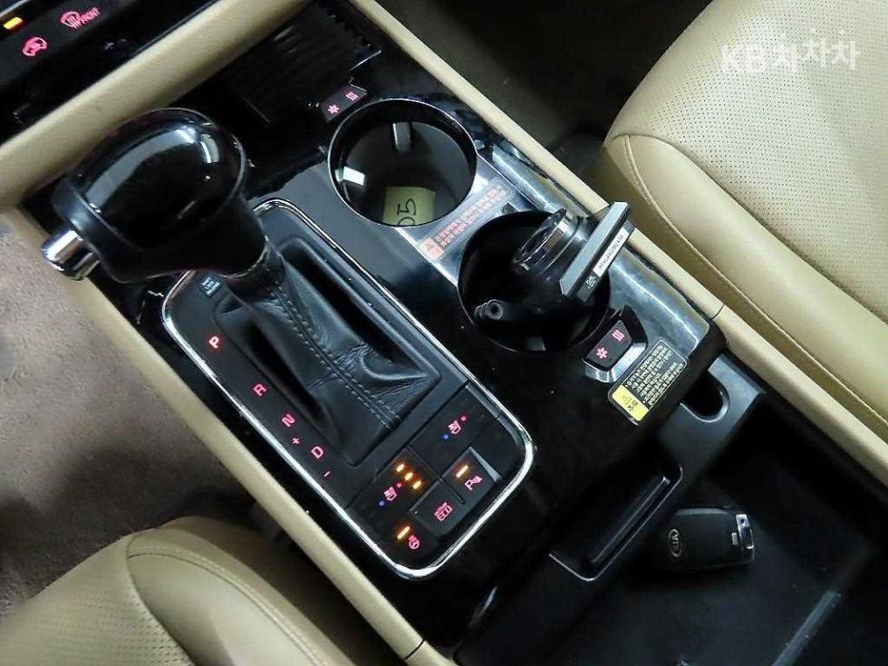 2016 - kia carnival