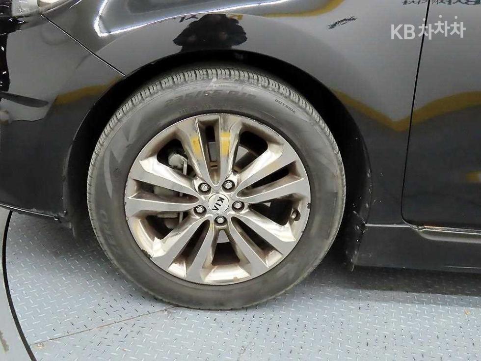 2016 - kia carnival