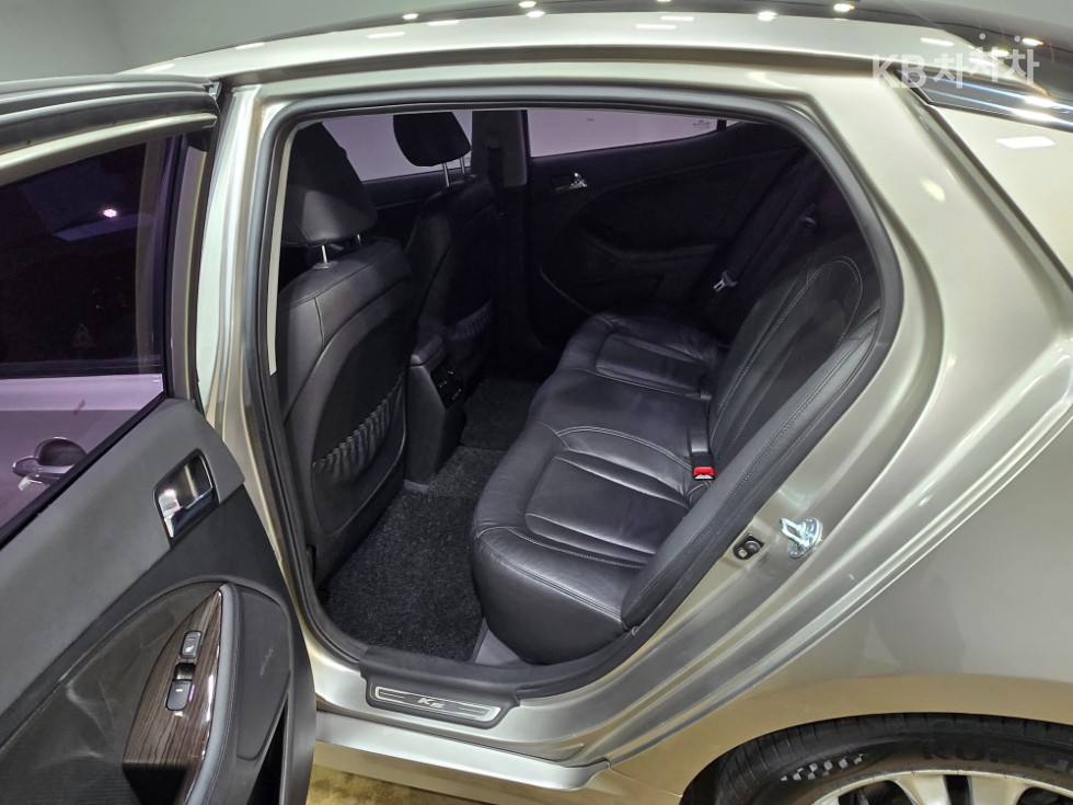 2011 - kia k5
