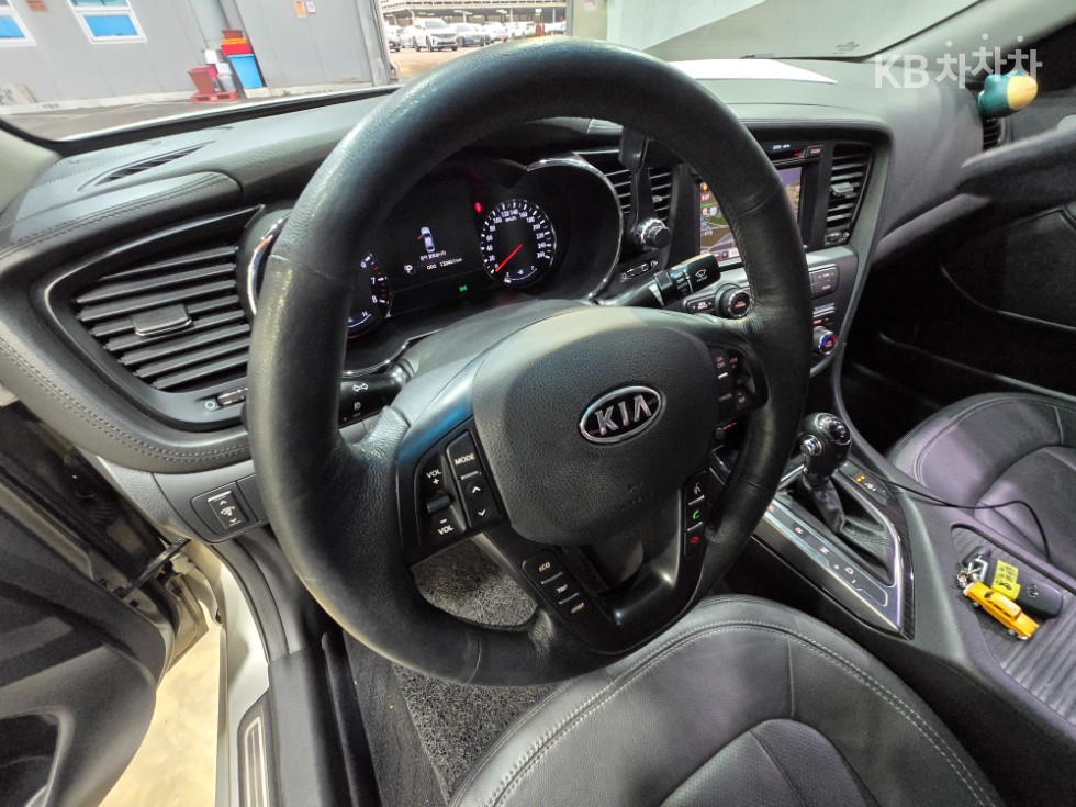 2011 - kia k5
