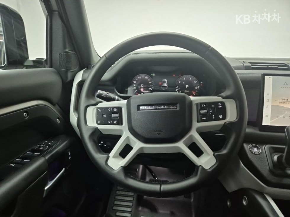 Land Rover Defender — miniaturë 9