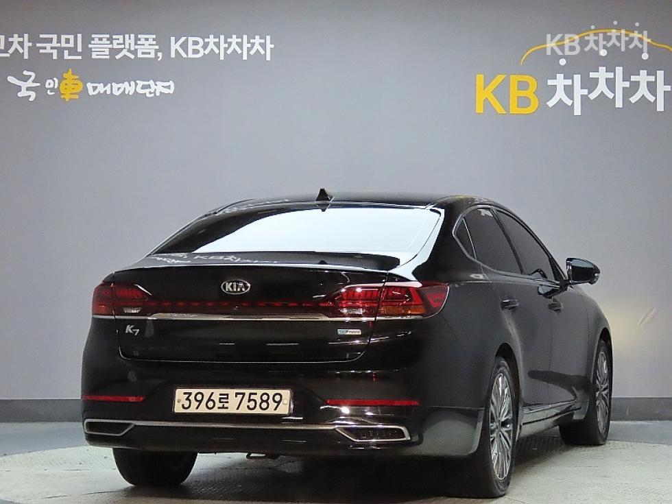 2020 - kia k7