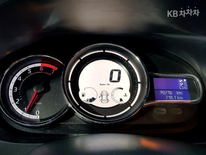 Renault SM3 Neo SE Base Type 8