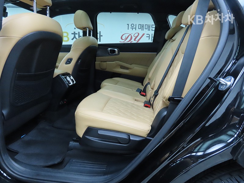 2022 - kia sorento