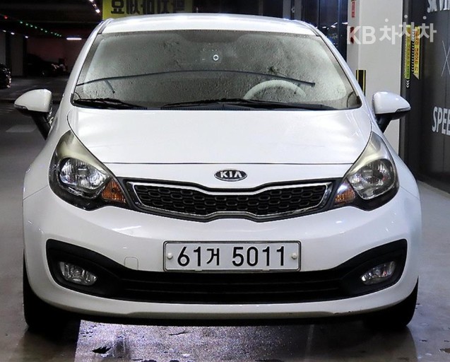 2012 - kia pride
