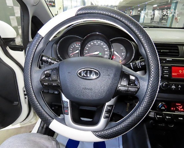 2012 - kia pride