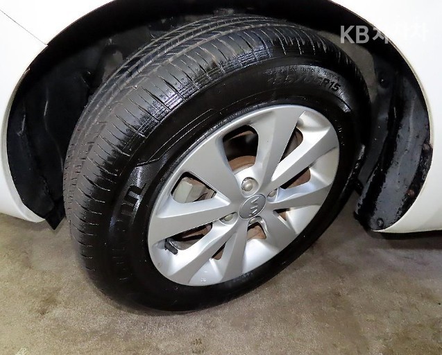 2012 - kia pride