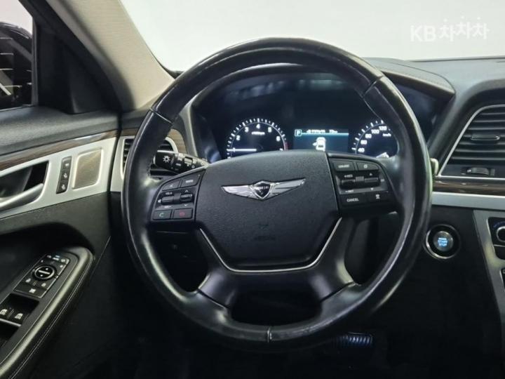 Genesis G80 3.8 GDI AWD Premium Luxury 10