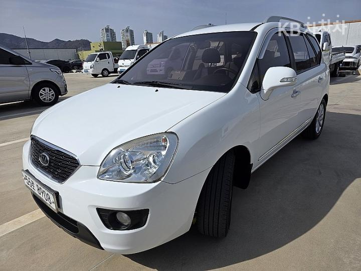 Kia Carens New 2.0 LPI GLX Premium Type 3