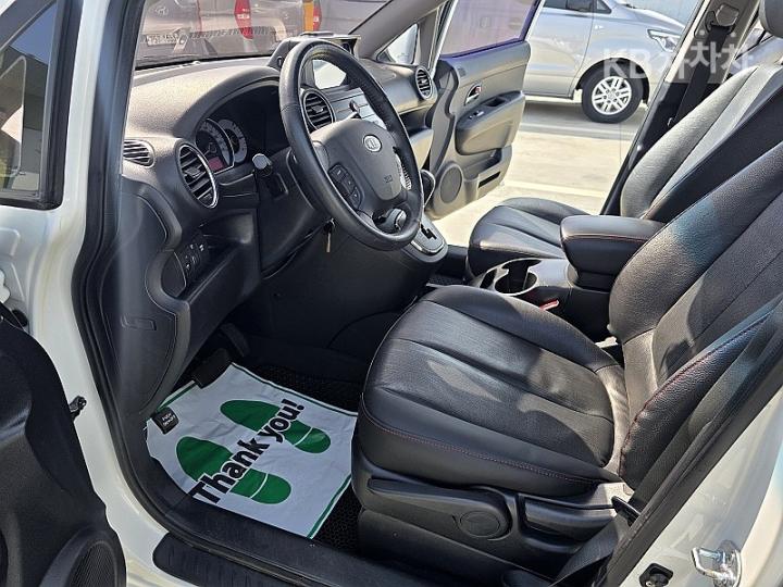 Kia Carens New 2.0 LPI GLX Premium Type 8