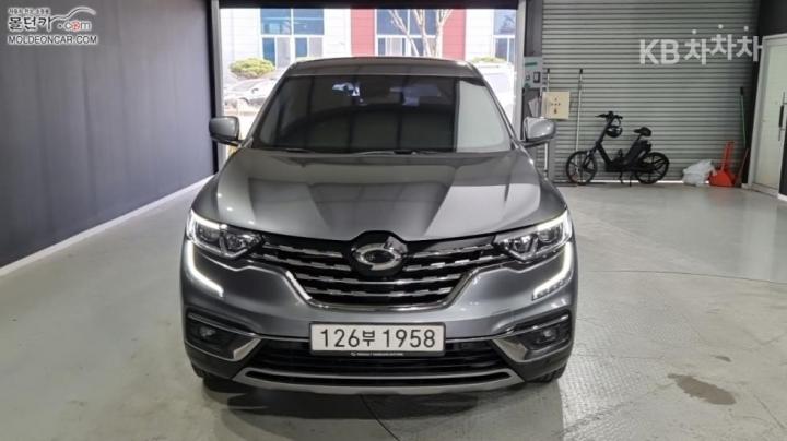 Renault QM6 2.0 LPe 2WD LE 4