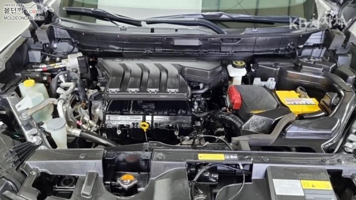 Renault QM6 2.0 LPe 2WD LE 9