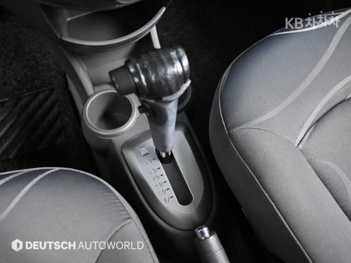 Chevrolet Matiz CREATIVE JAZZ Regular 10