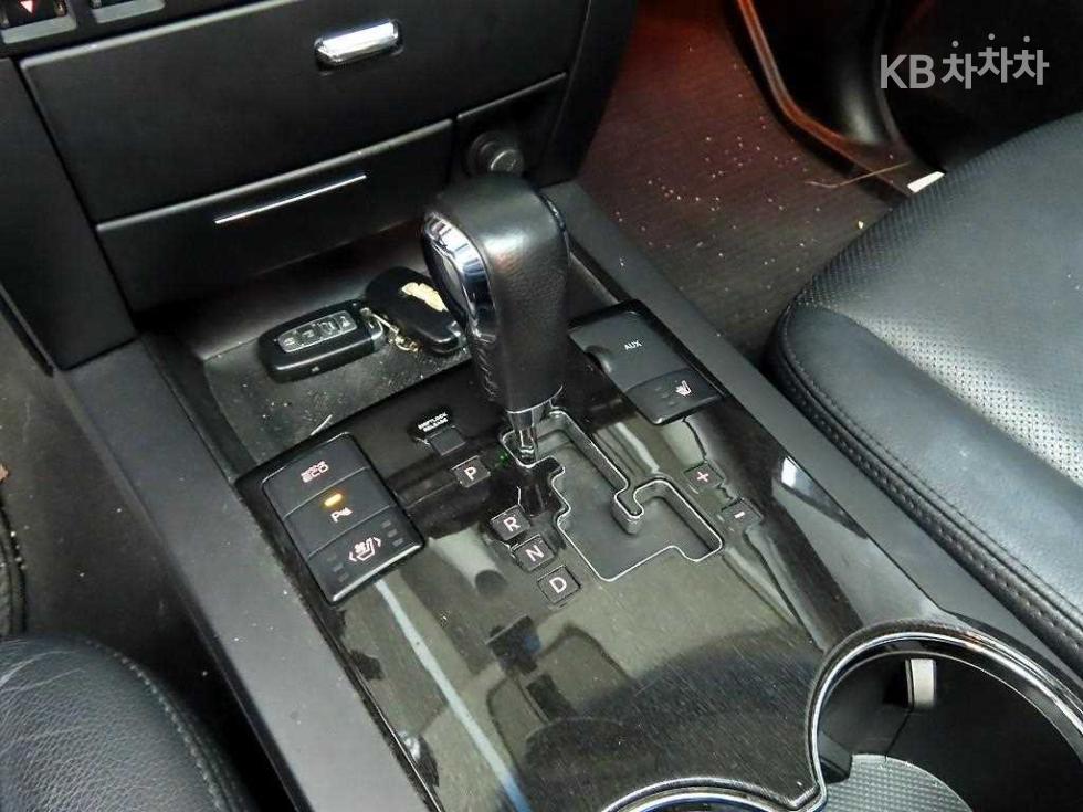 2014 - kia mohave
