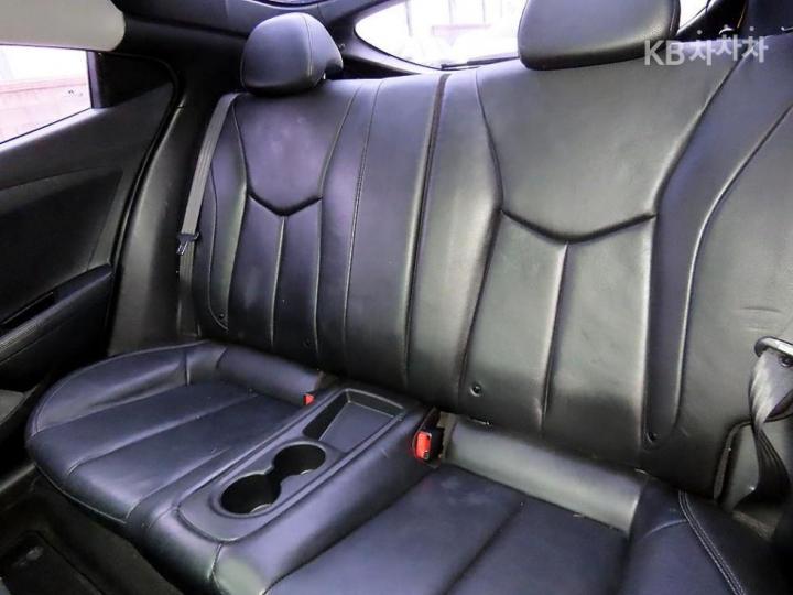 Hyundai Veloster DCT Pack 7