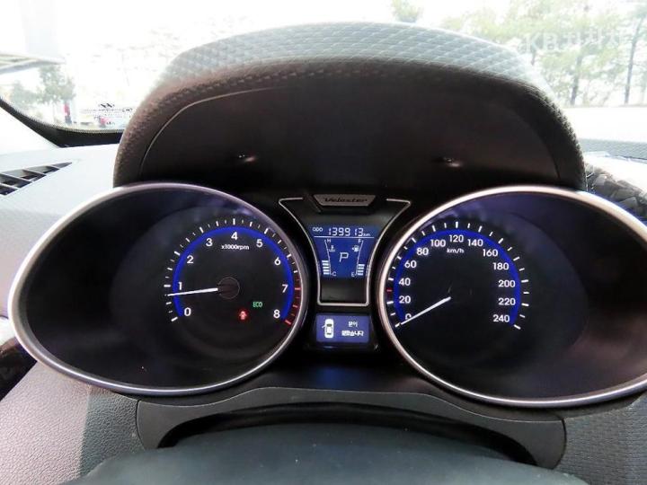 Hyundai Veloster DCT Pack 10