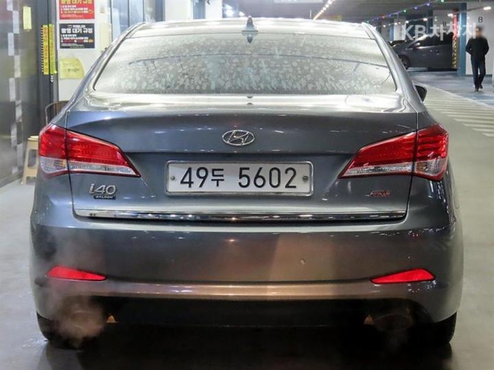 Hyundai i40 2.0 GDI SMART 6