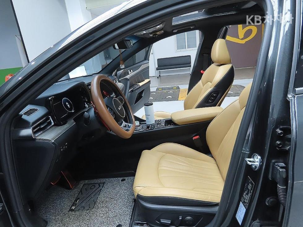 2023 - kia k5