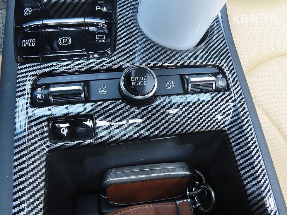 2023 - kia k5