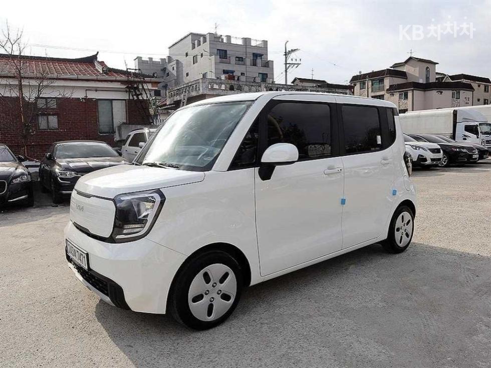 2023 - kia ray