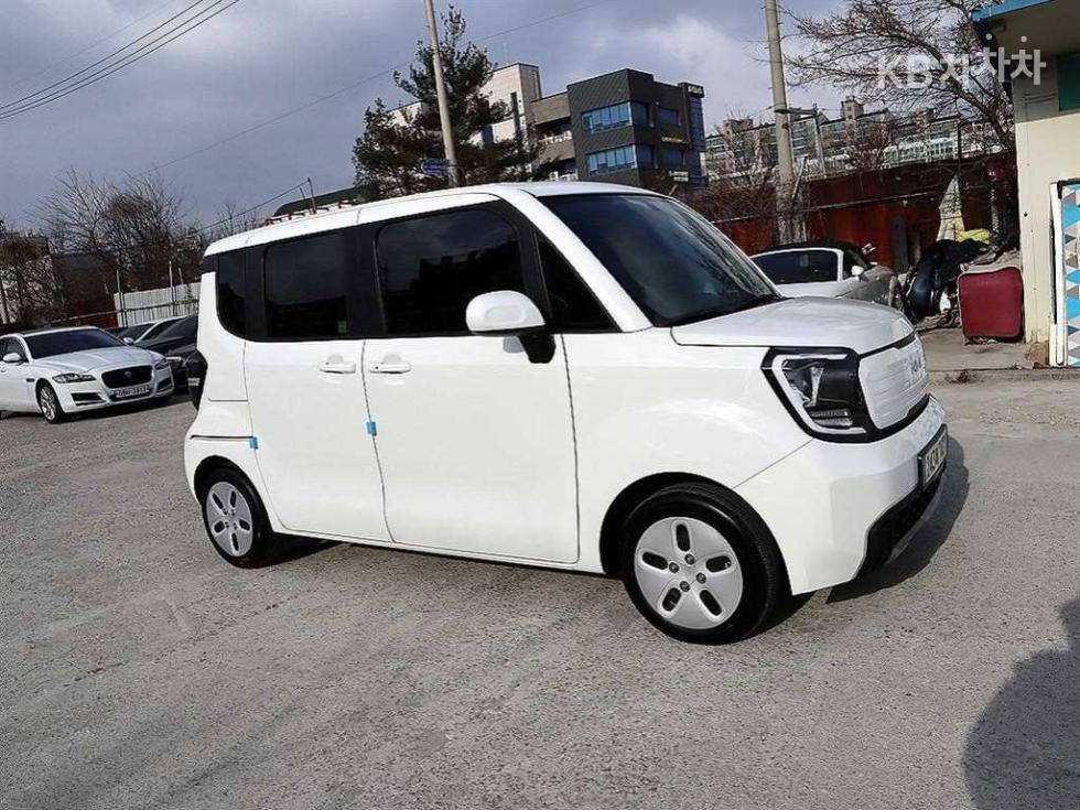 2023 - kia ray