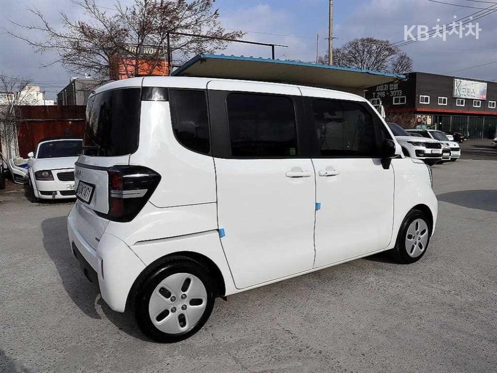 2023 - kia ray