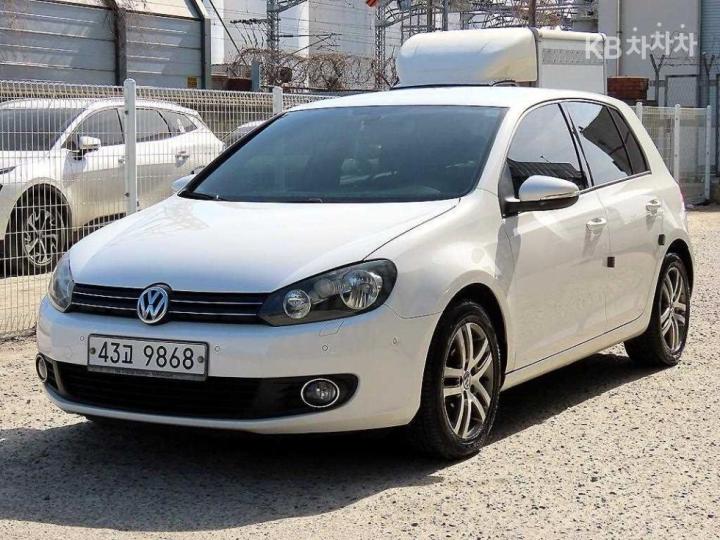 Volkswagen Golf 1.6 TDI BMT Style Edition MK6 2011-2013 3