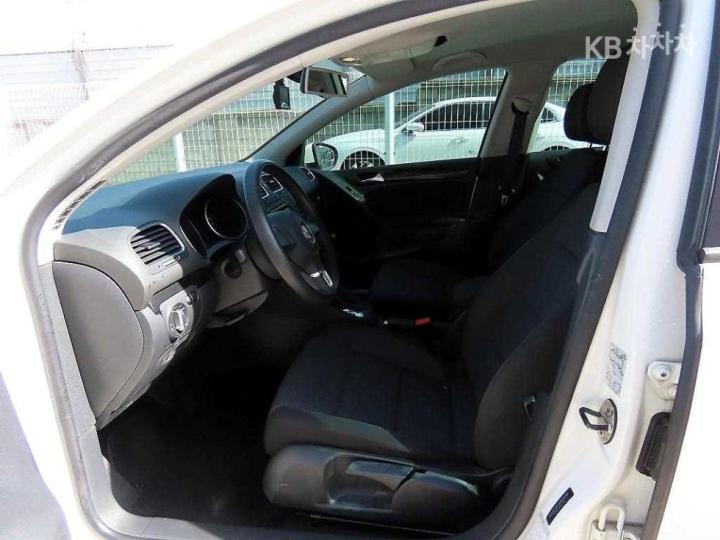 Volkswagen Golf 1.6 TDI BMT Style Edition MK6 2011-2013 6