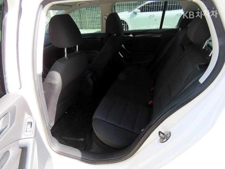Volkswagen Golf 1.6 TDI BMT Style Edition MK6 2011-2013 7