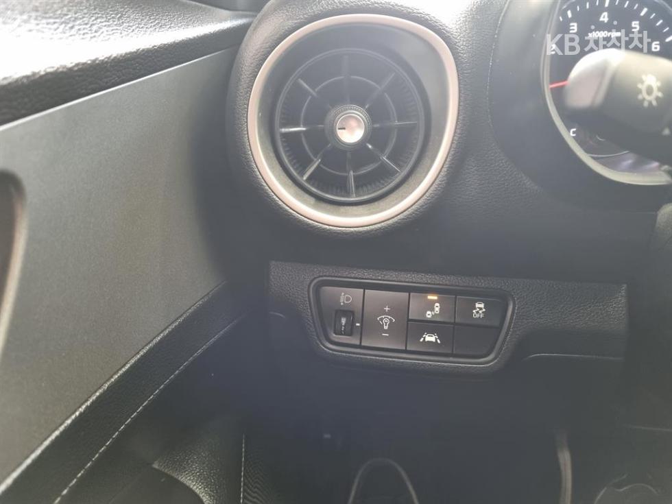 2021 - kia k3