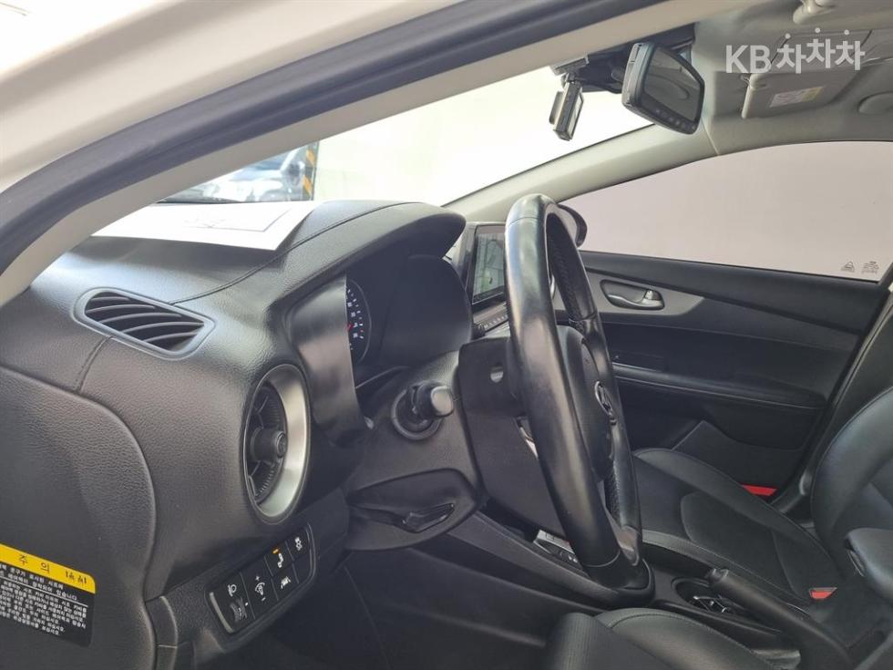 2021 - kia k3