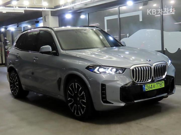 BMW X5 xDrive 30d — foto 1