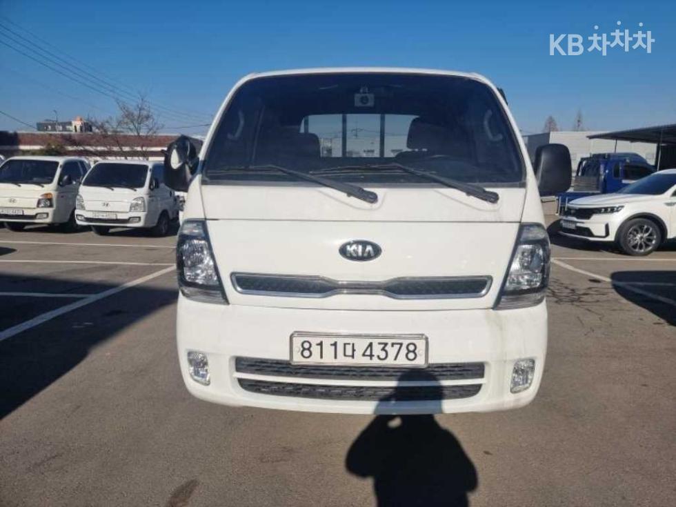 2020 - kia bongo iii