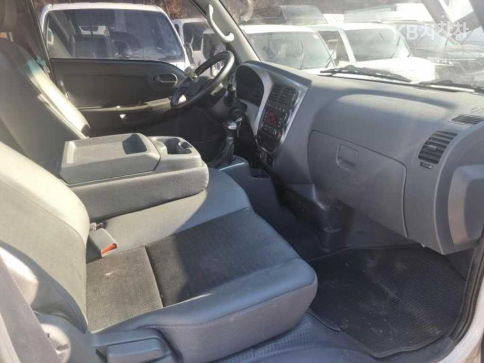 2020 - kia bongo iii