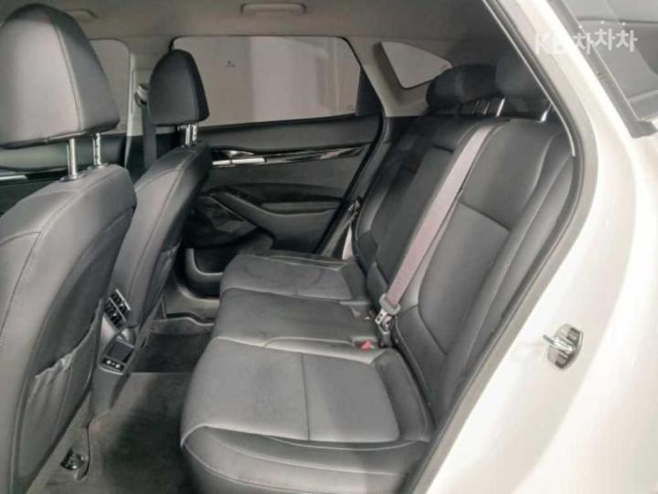 Kia Seltos SP2 1.6 T-GDI AWD Signature 8