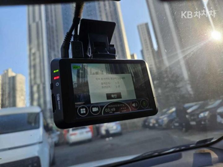 Kia Forte 1.6 GDI Luxury 8