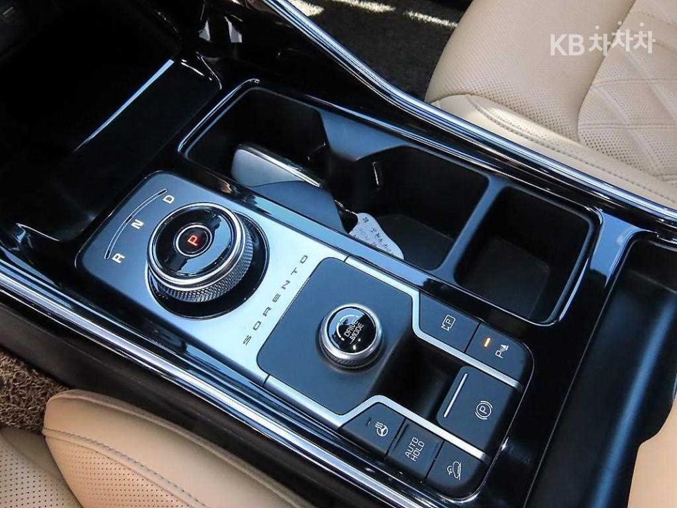 2022 - kia sorento
