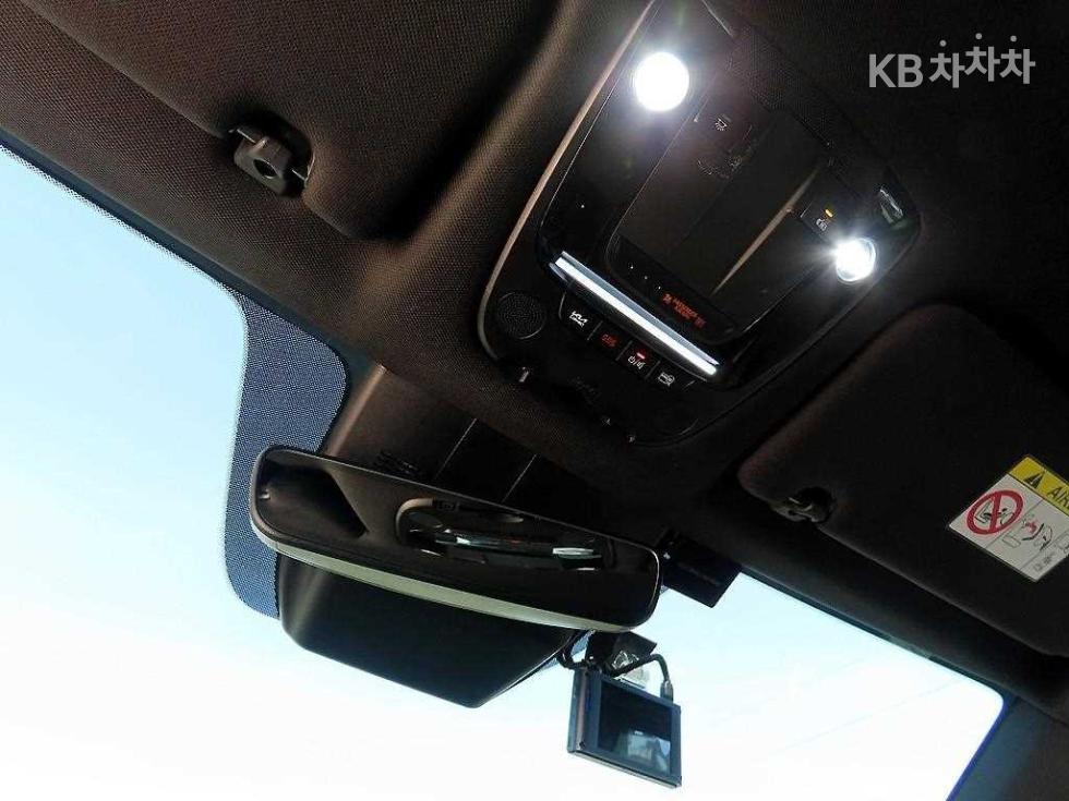 2022 - kia sorento
