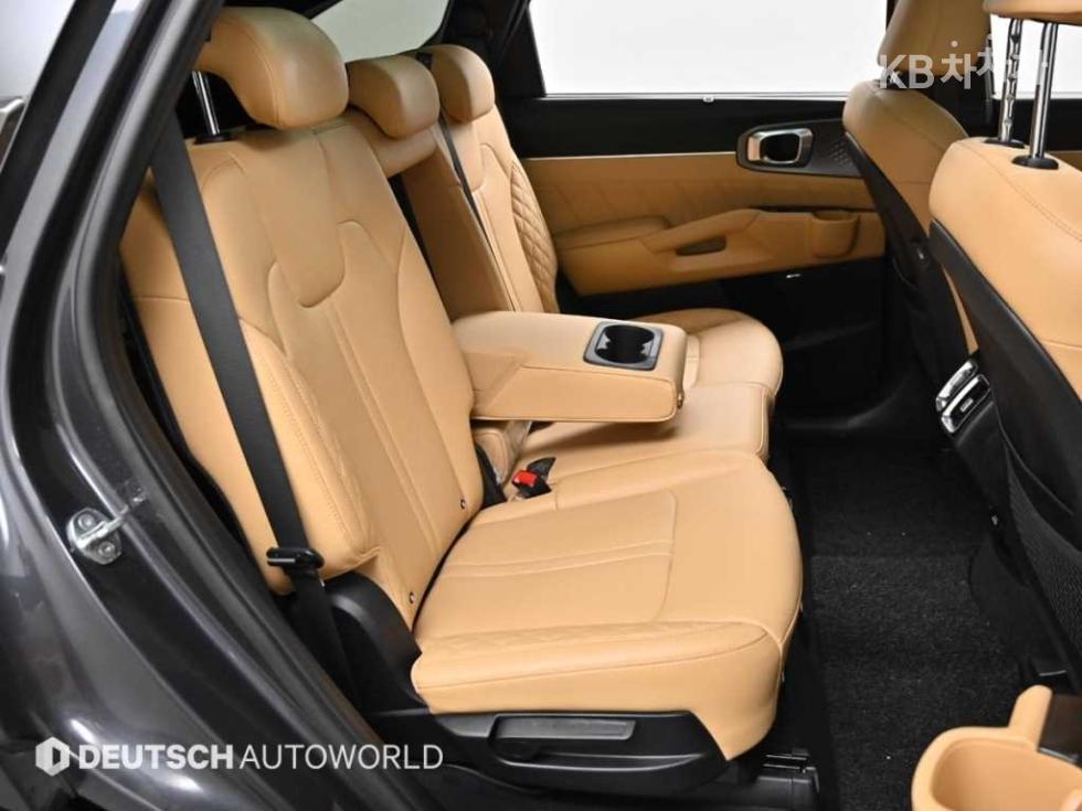 2022 - kia sorento