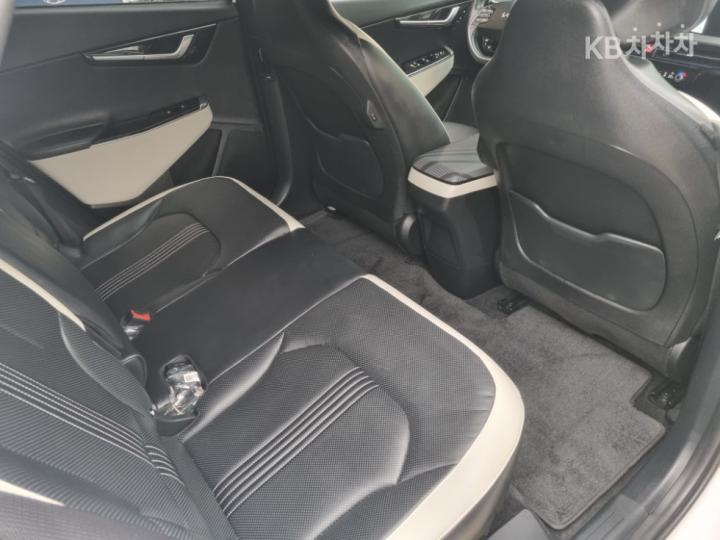 Kia EV6 Long Range 2WD GT-Line 8