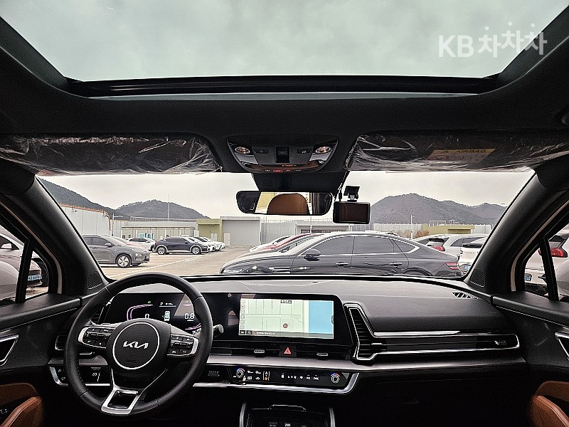 2022 - kia sportage