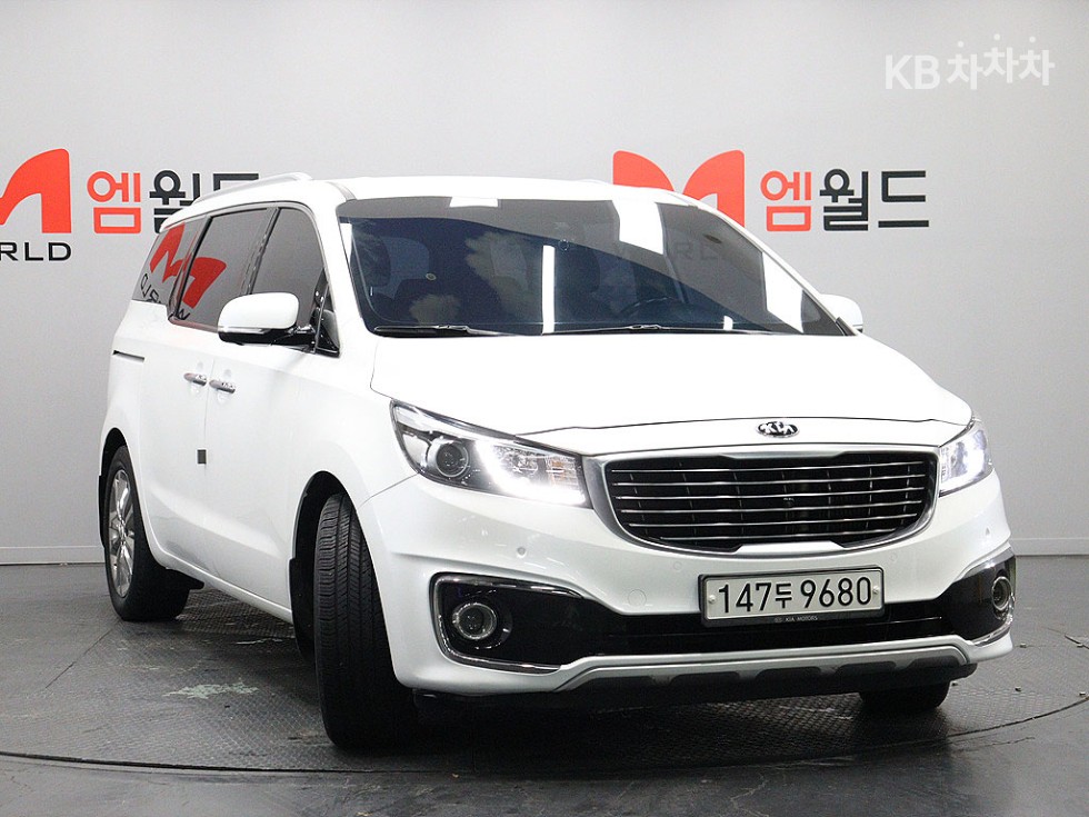 2018 - kia carnival