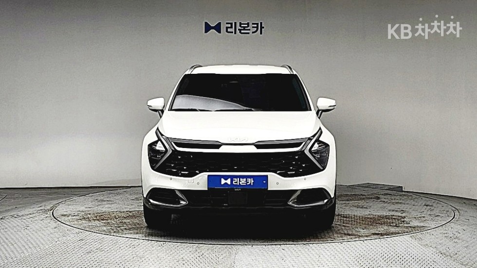 2022 - kia sportage