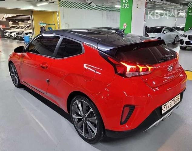 Hyundai Veloster JS 1.4 T-GDi Modern Core 7