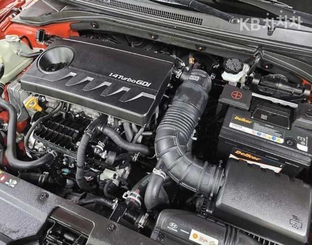 Hyundai Veloster JS 1.4 T-GDi Modern Core 8